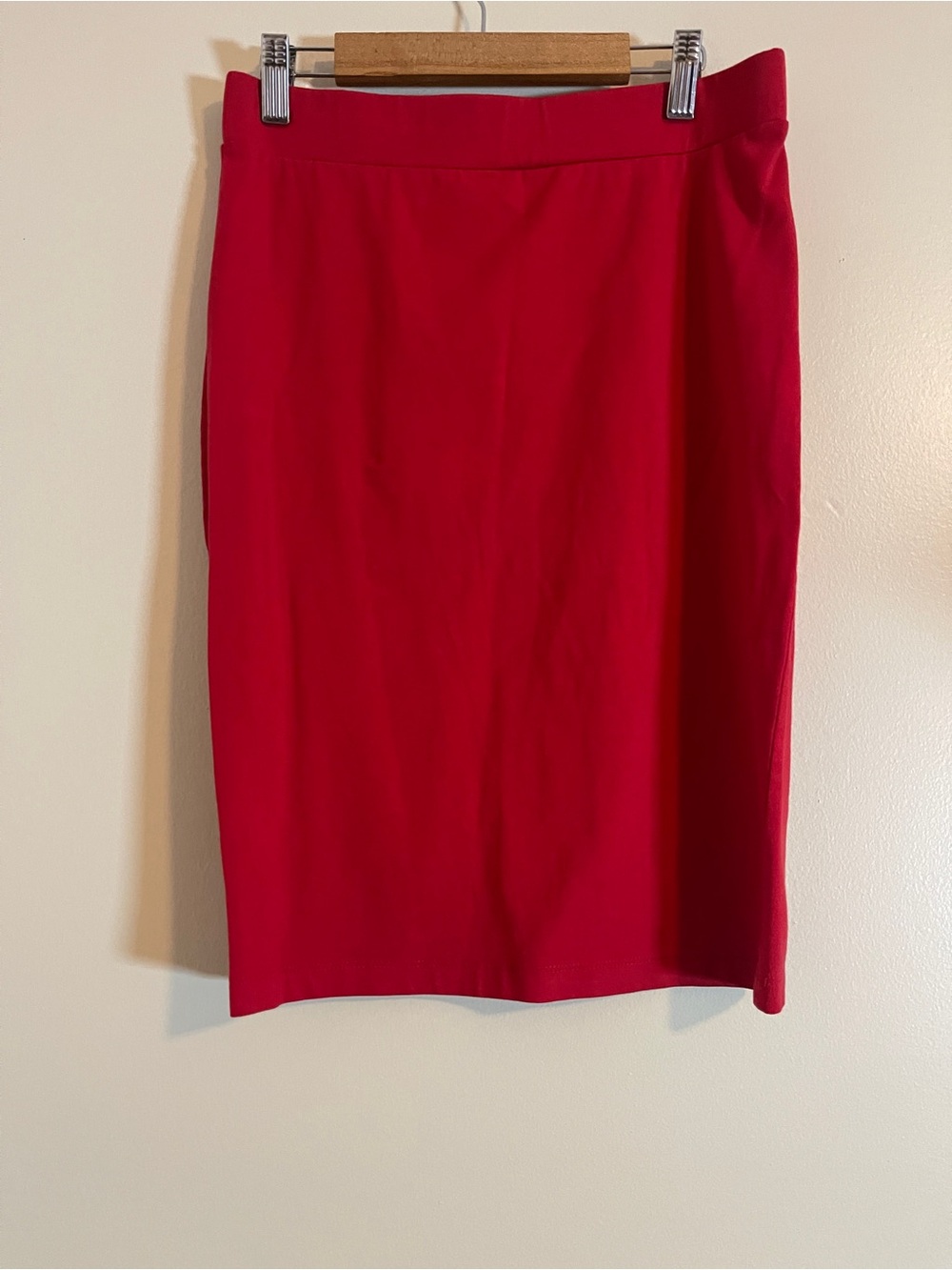 Forever 21 Pencil Skirt Womens Medium Red Bodycon Knee Length Minimalist Chic
